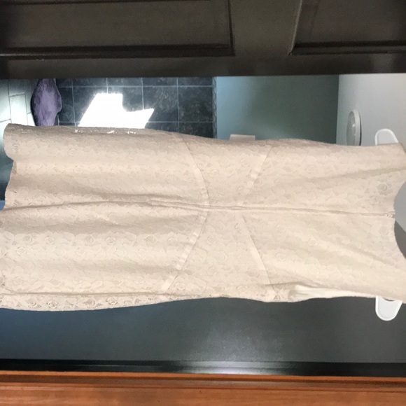 White lace dress. Brand new! - Picture 3 of 3